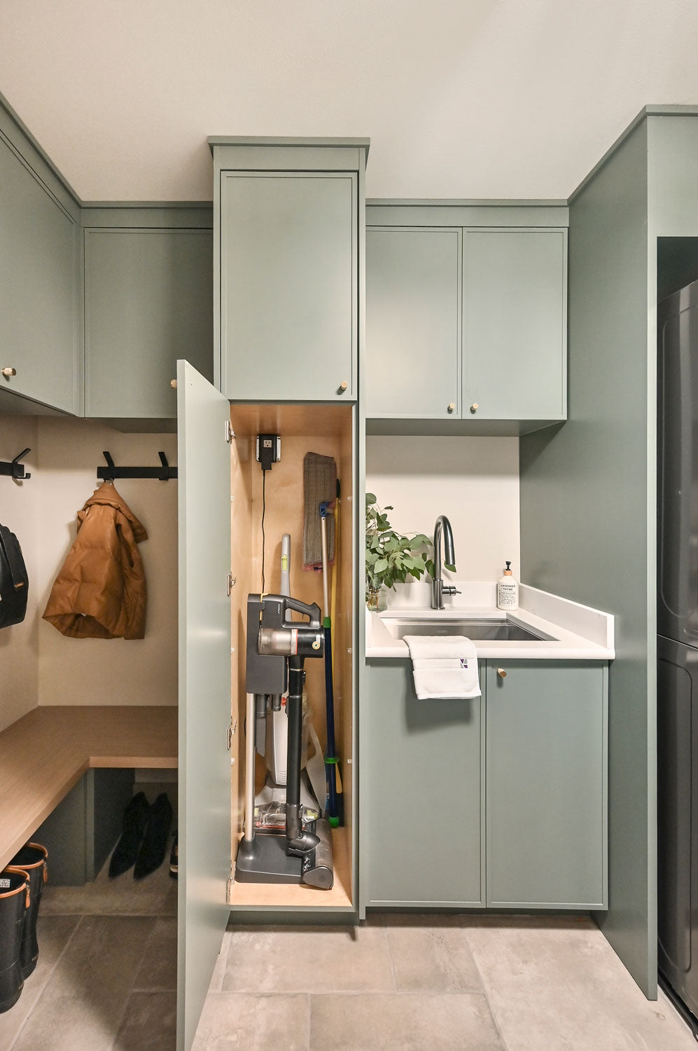 tall cabinet 1 door